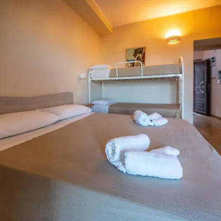 In Accogliente Ad 3* Albidona