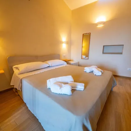 La Dimora Dei Nonni Bed and Breakfast 3*