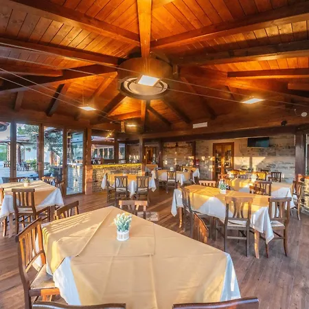 In Accogliente Ad 3*